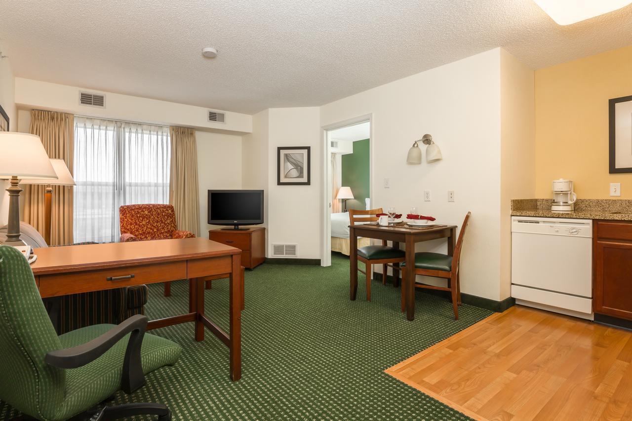 Residence Inn Houston North Bagian luar foto
