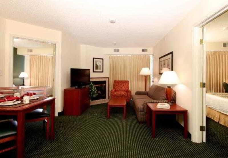 Residence Inn Houston North Bagian luar foto